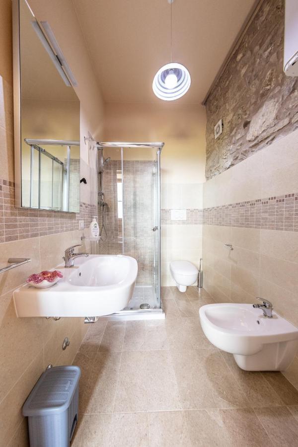 Dimora Schioppo - Irpinia Apartment Calitri Bagian luar foto