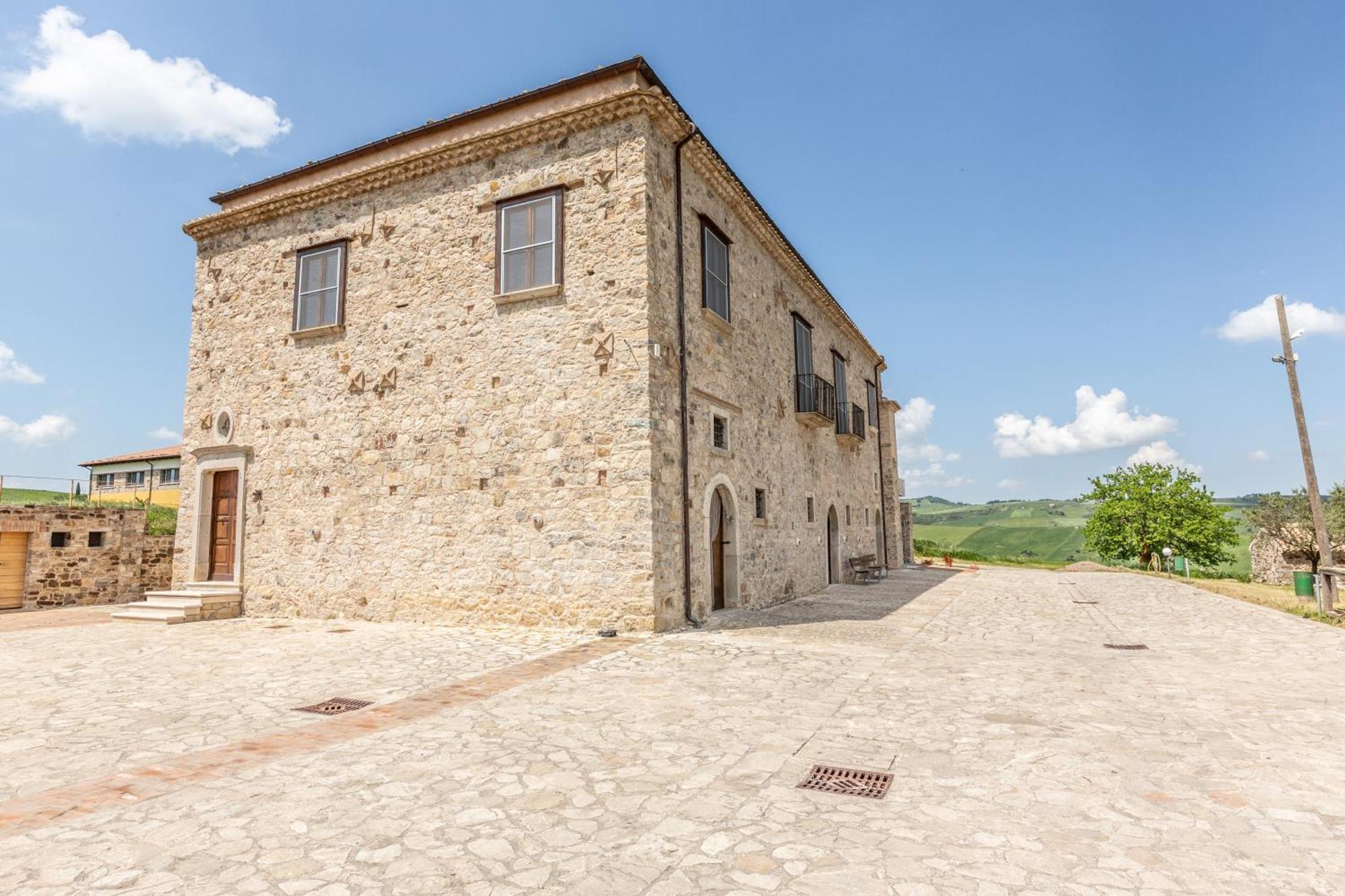 Dimora Schioppo - Irpinia Apartment Calitri Bagian luar foto