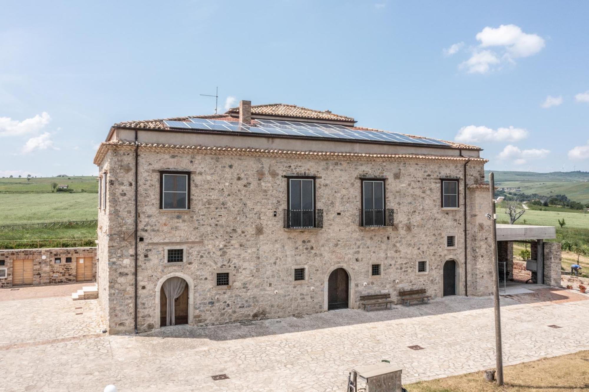 Dimora Schioppo - Irpinia Apartment Calitri Bagian luar foto