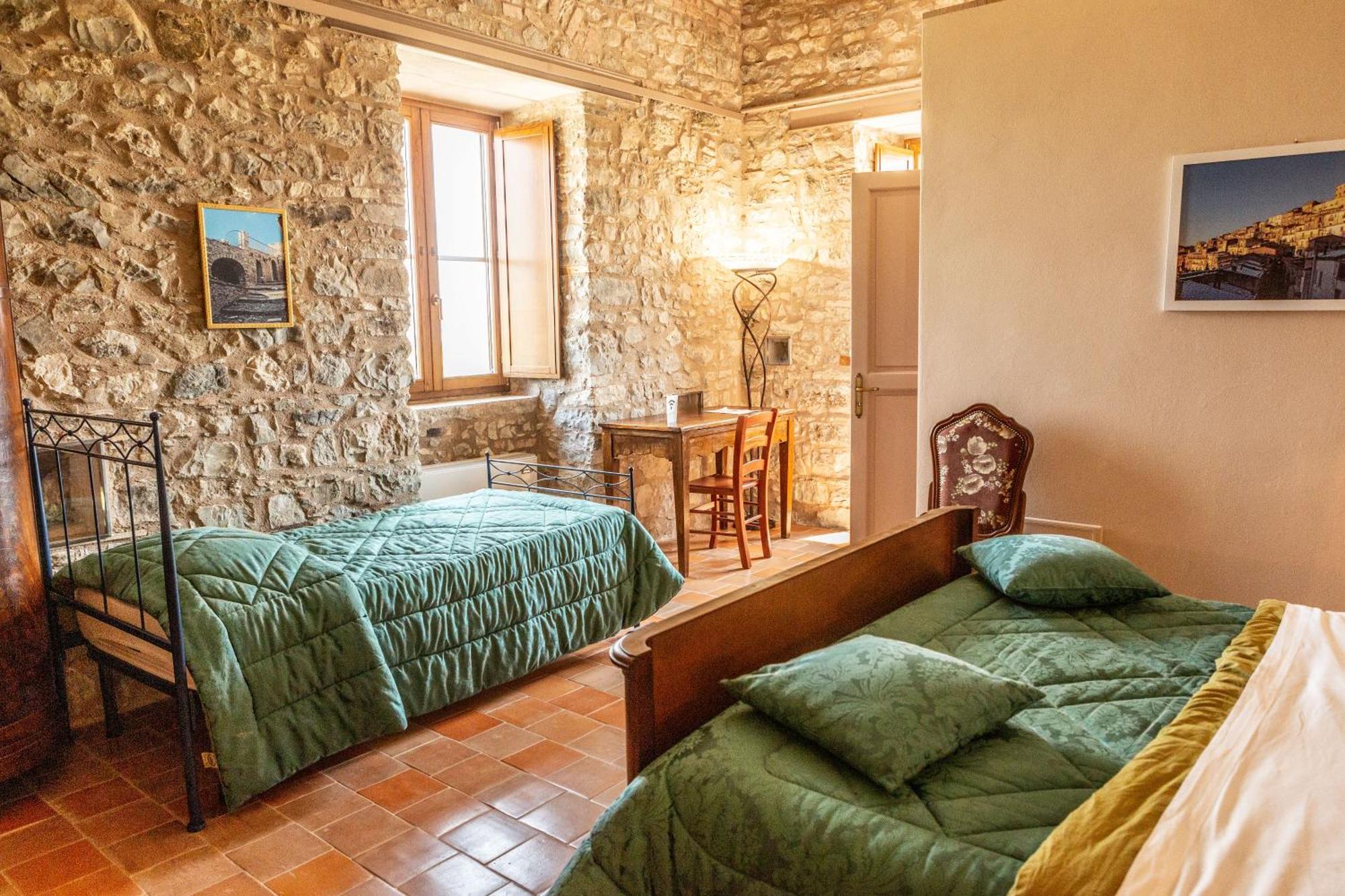 Dimora Schioppo - Irpinia Apartment Calitri Bagian luar foto